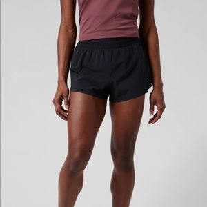 Athleta | Hustle Shorts | Black